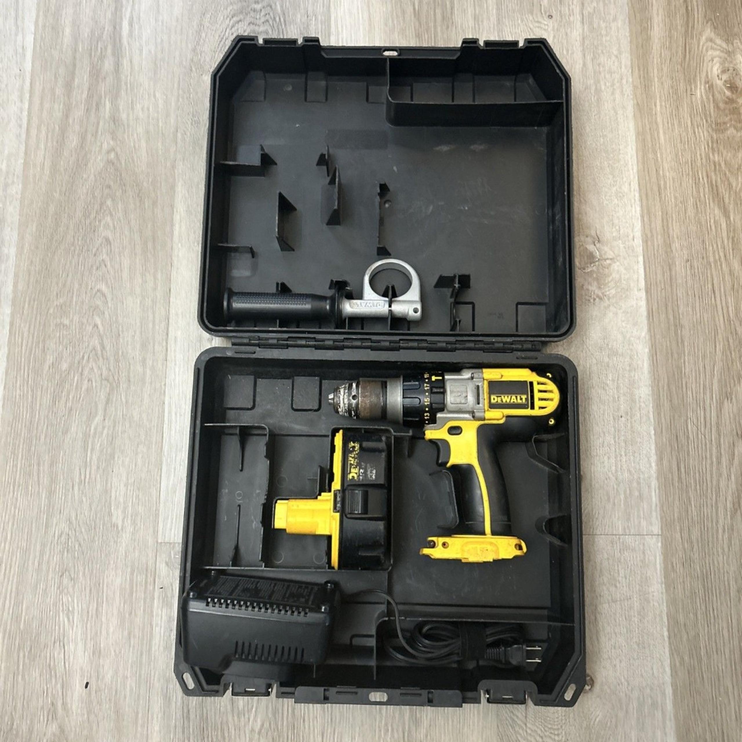 DeWalt 18V XRP DCD950 Cordless 1/2" Hammer Drill Driver w/ Battery Charger Case
