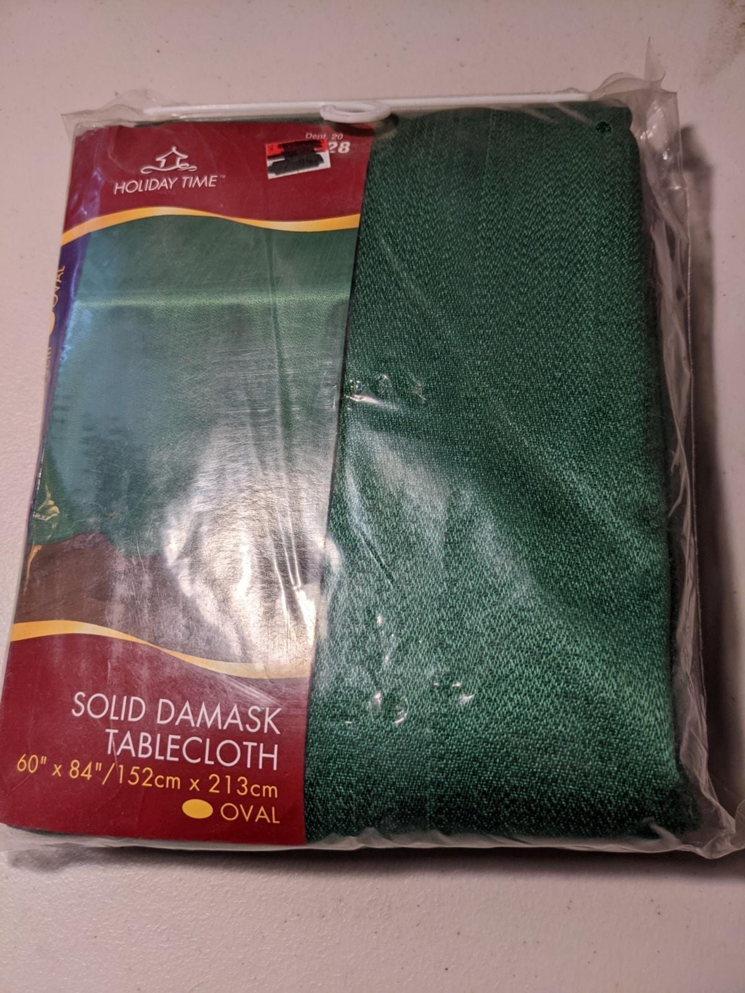 Damask Solid Tablecloth and 8 Matching Napkins