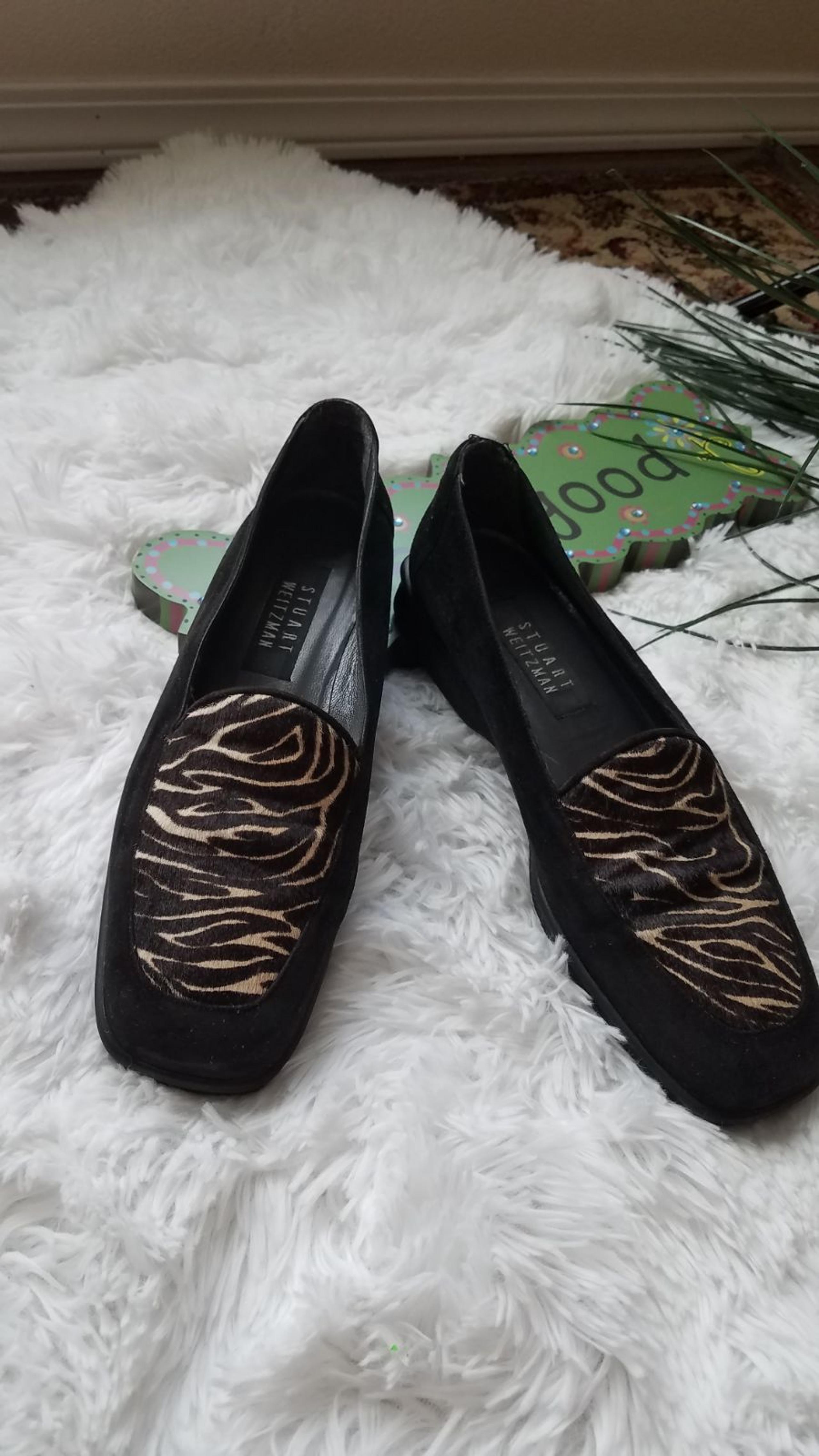 stuart weitzman Slip On
