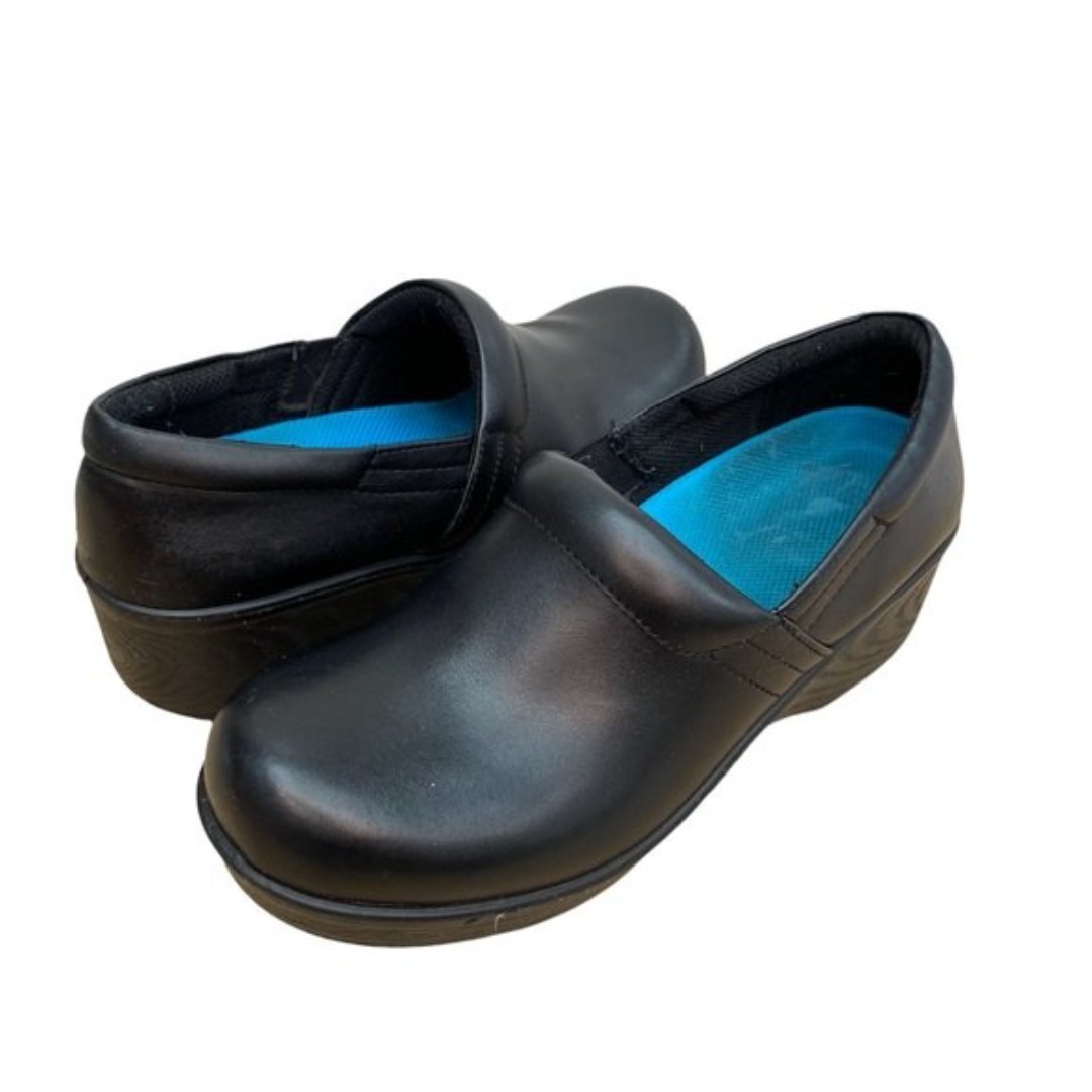 Dr. Scholls comfort clogs size 6.5