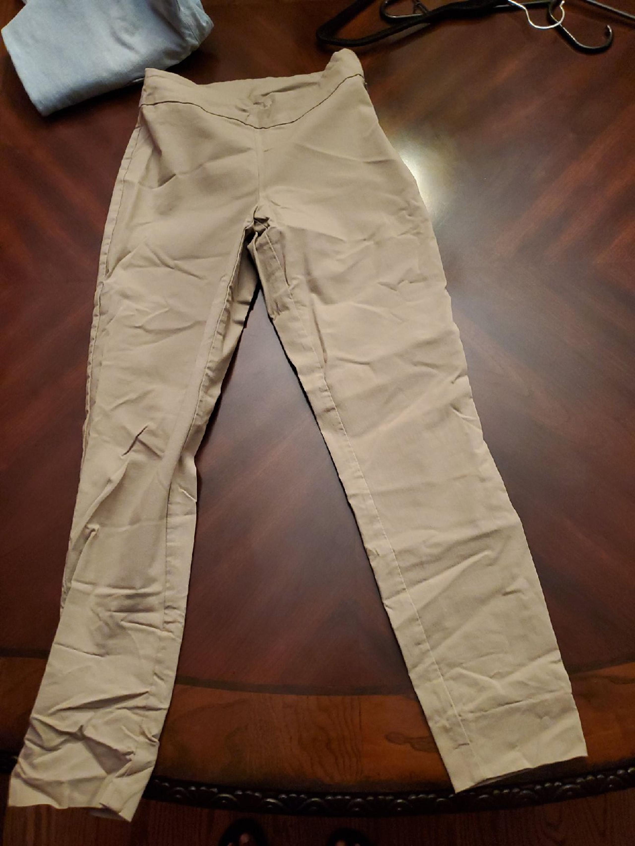khaki pants
