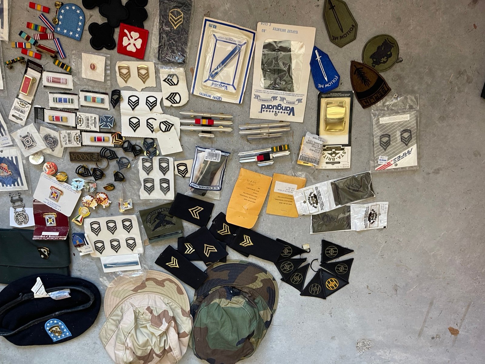 Various Military Medals, Patches, Citations, Ribbons, Awards Lot