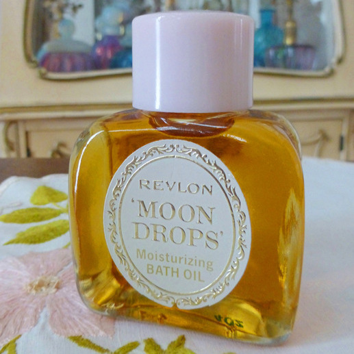 VTG 1970s Revlon MOON DROPS Moisturizing Bath Oil 2 Oz 60ml Splash ORIGINAL