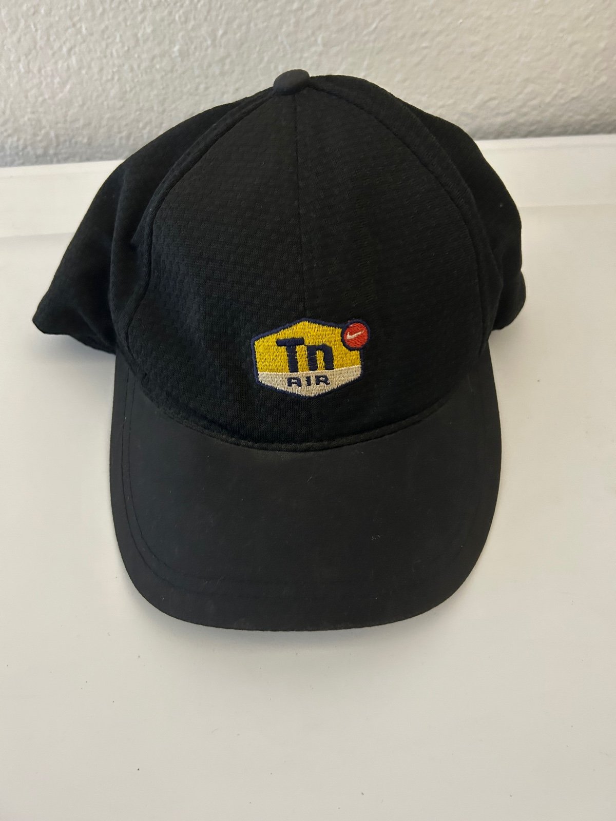 Rare Nike vintage TN Tuned Air black hat.