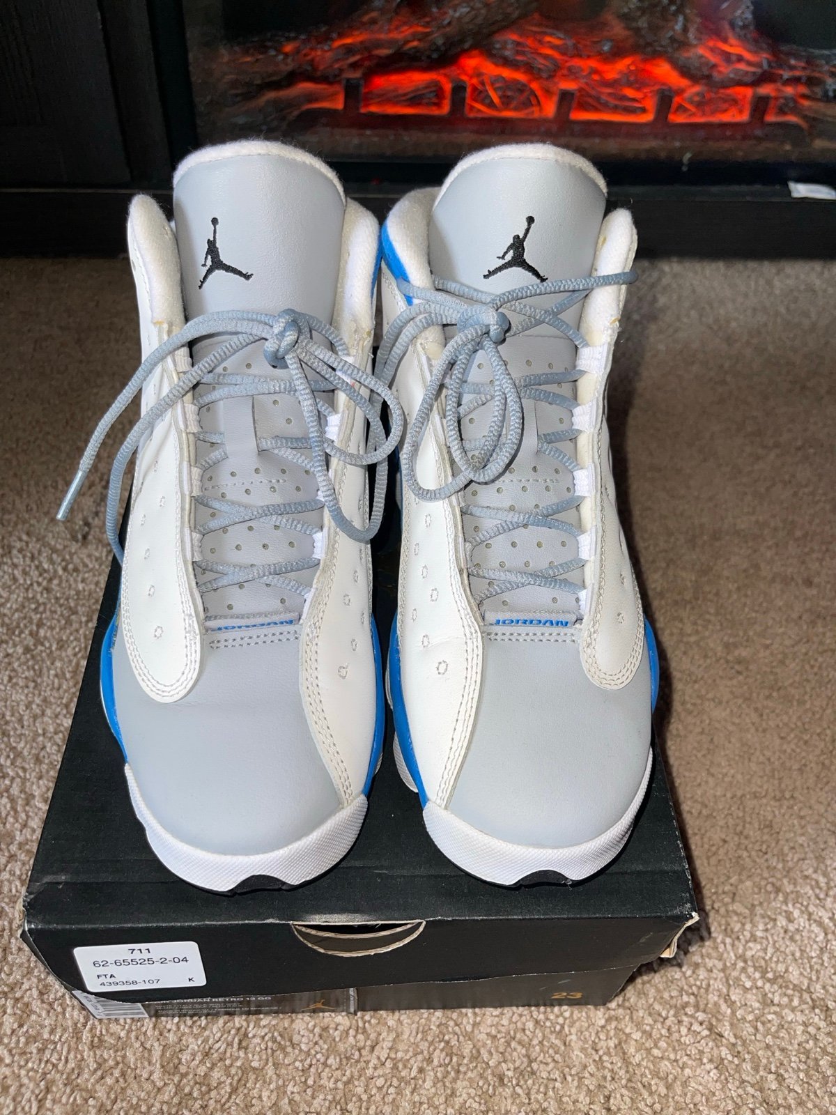 Air Jordan 13 Retro GG (GradeSchool) White Italy Blue