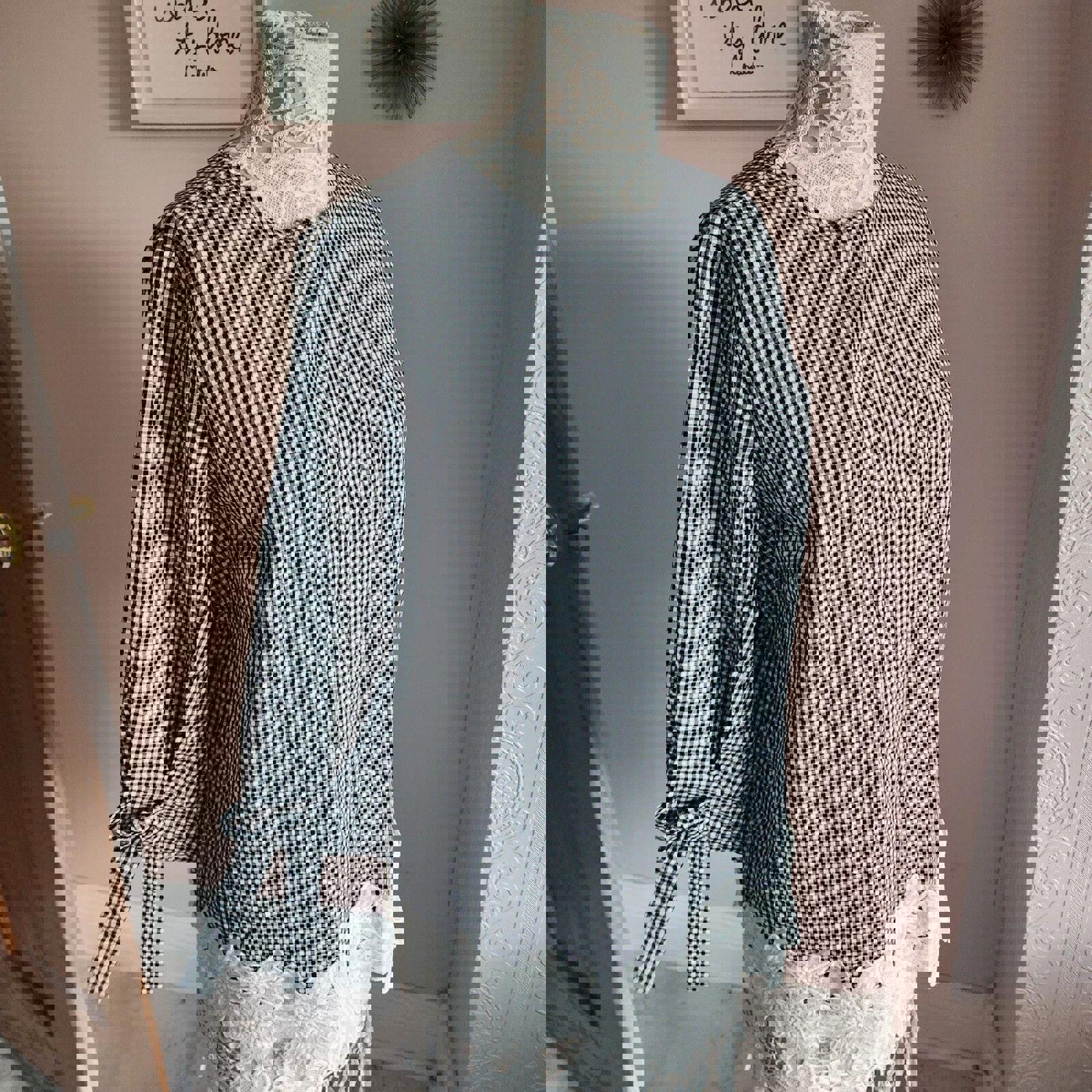Flawless ming Wang M gingham with lace floral trim sorry about wrinkles JJJ24