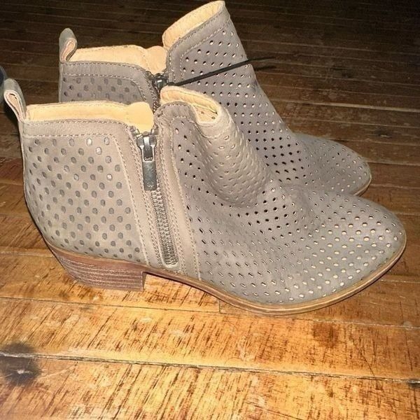 Lucky Brand perforated tan elevated basics 8 ankle booties