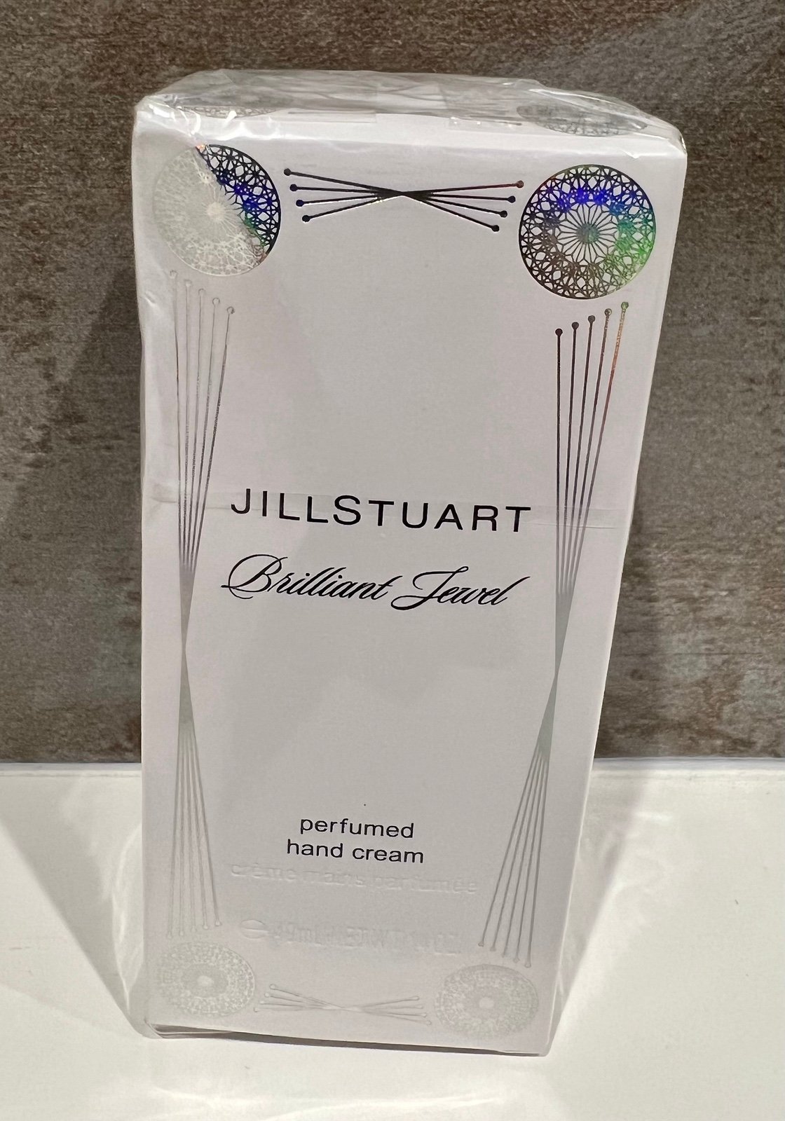 JILL STUART Brilliant Jewel Perfumed Hand Cream 40g