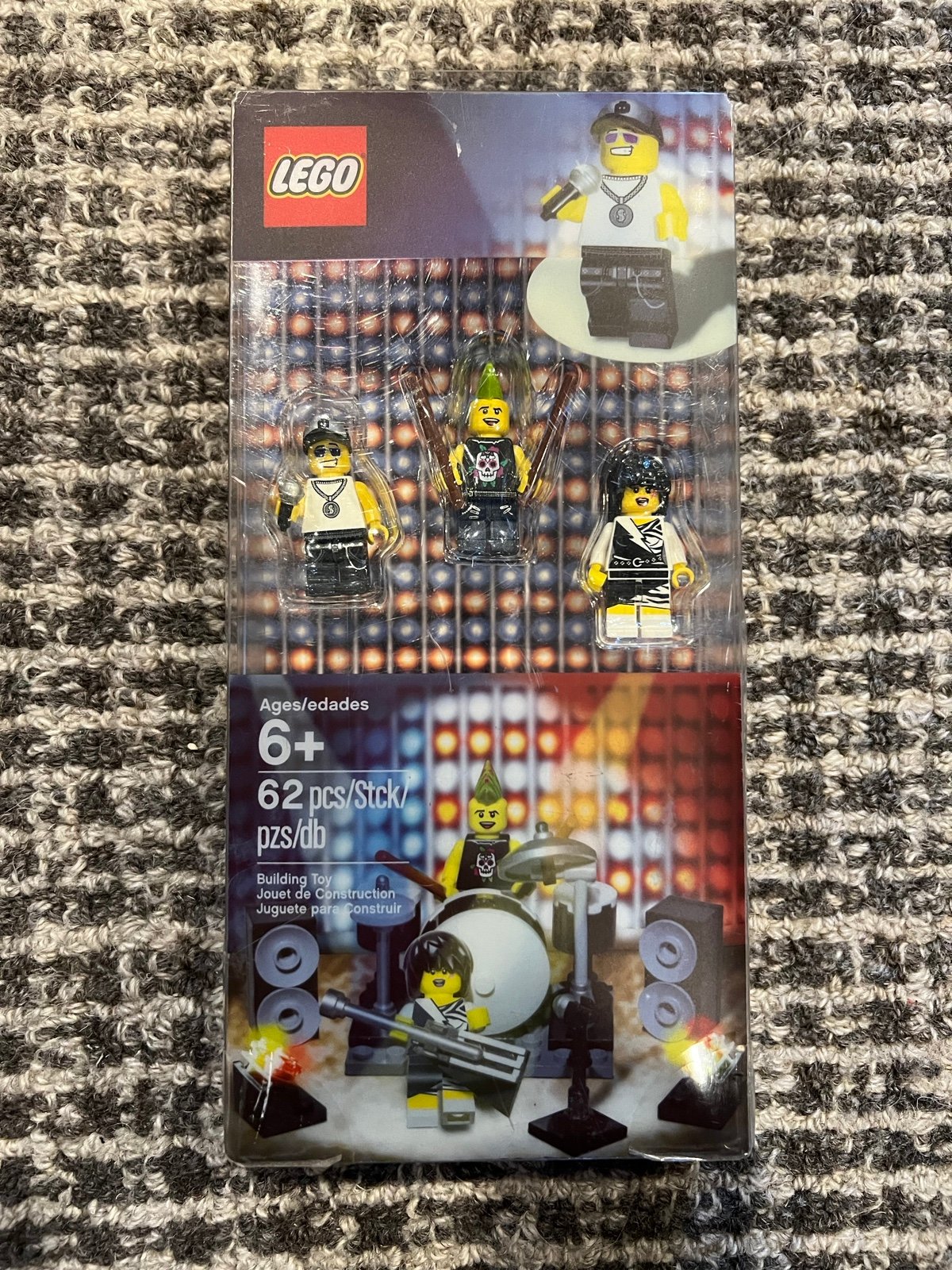 Lego Rock Band Minifigures # 850486 NIB