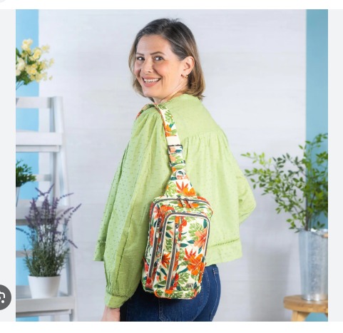 New (without tags) Lug Tailback Sling Bag in Lush Luau