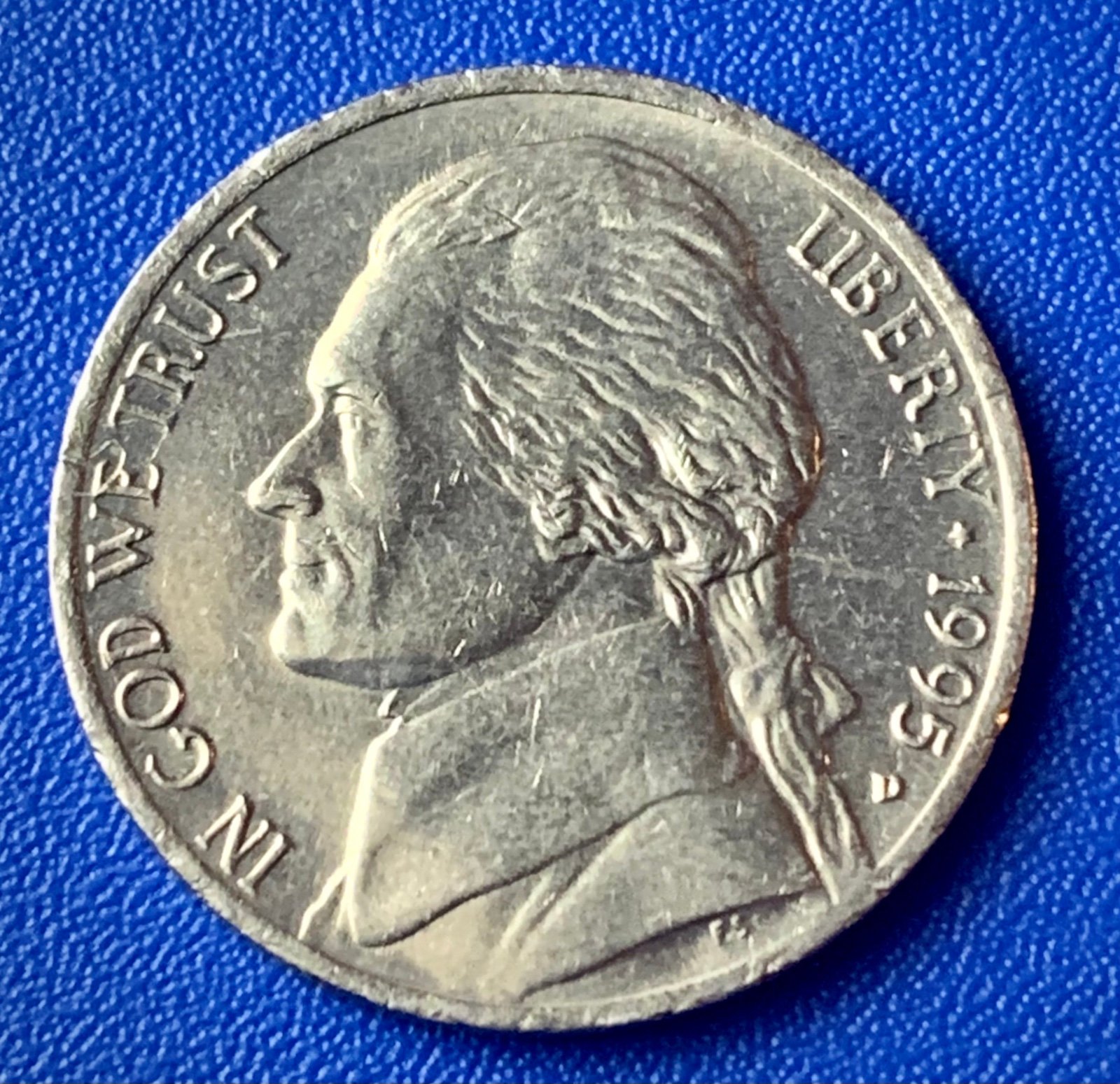Jefferson Nickel ((centered Broadstrike ))
