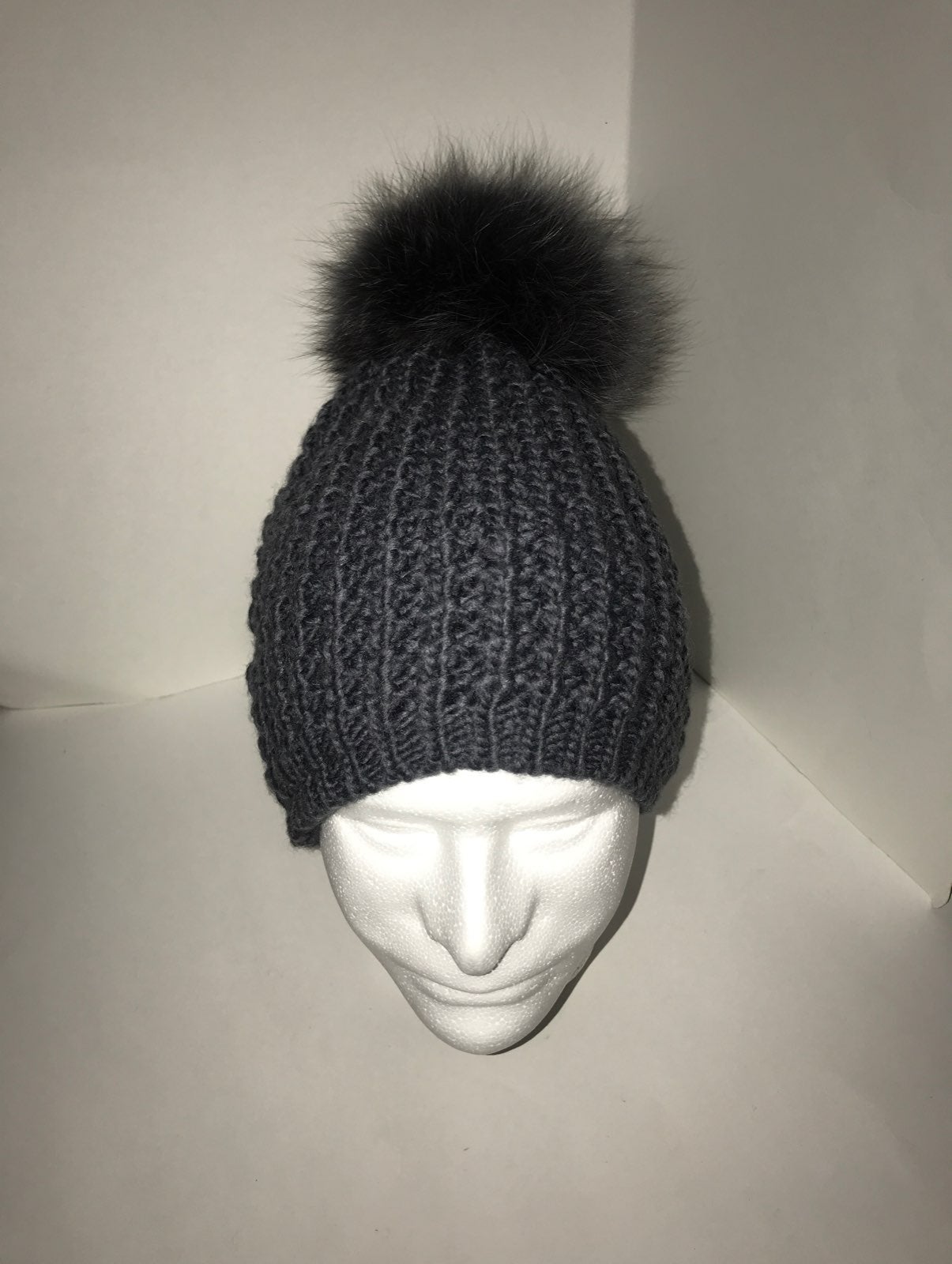Kyi kyi beanie