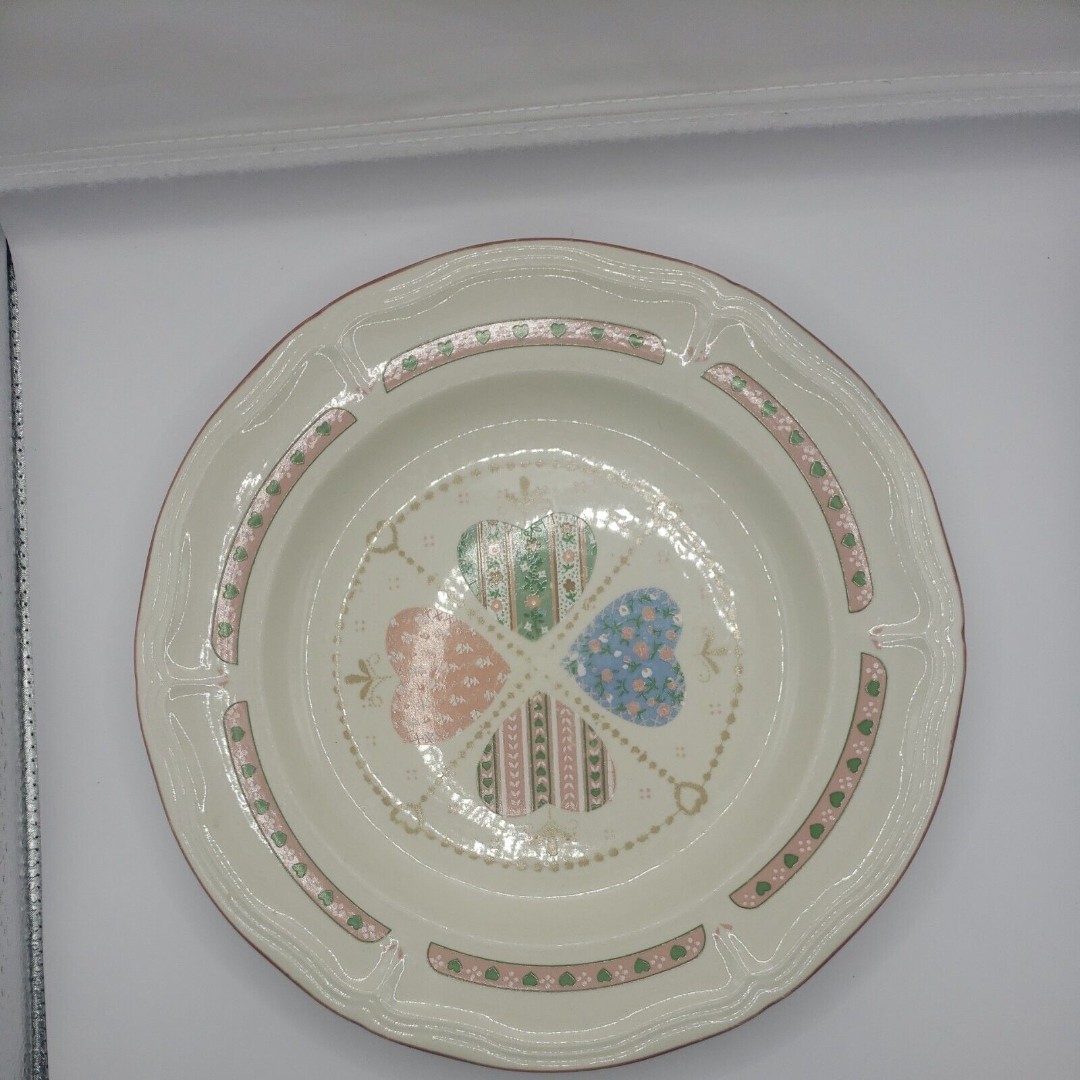 Set Of (5) Stoneware Tienshan 10 5/8 Dinner Plates Heartwarming