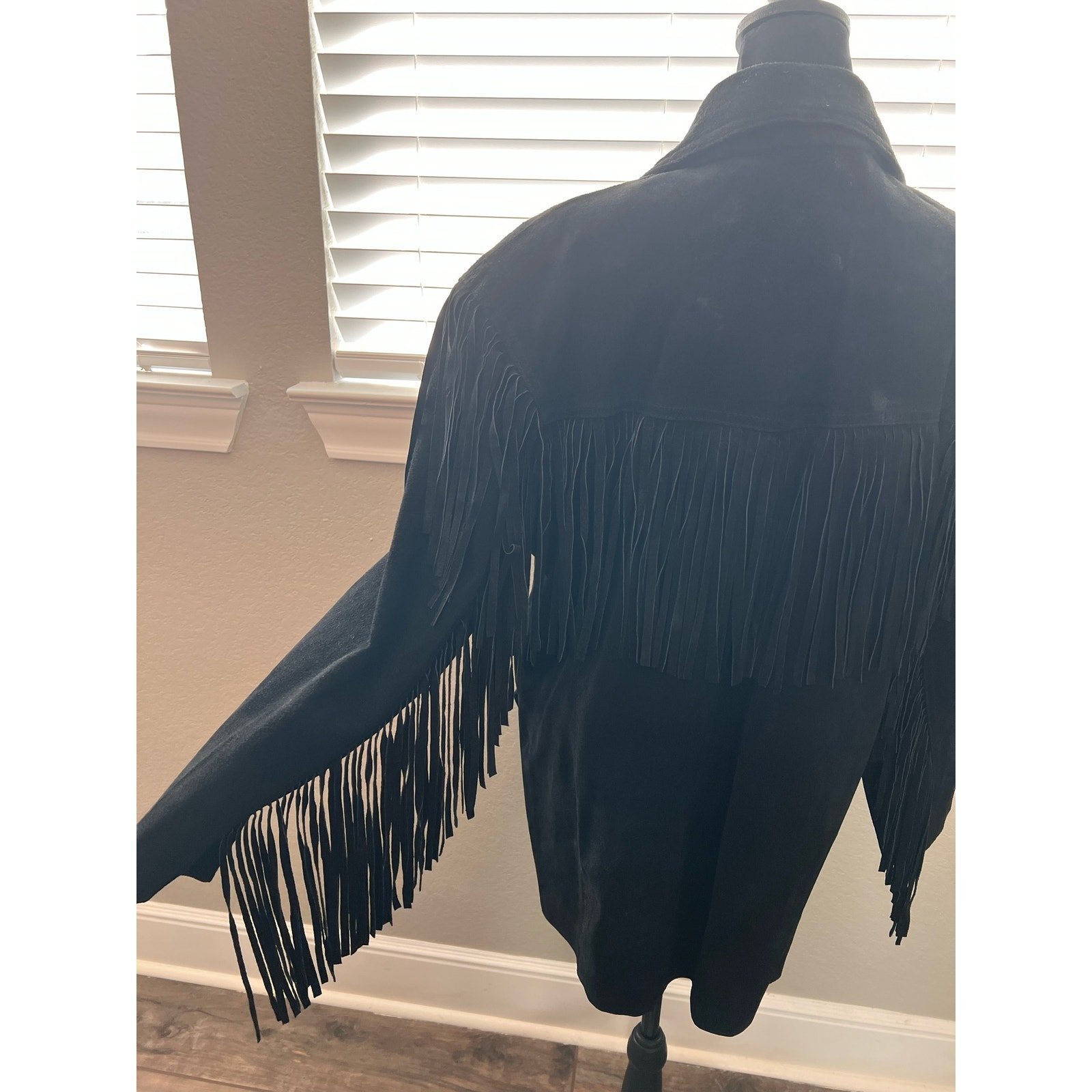 Northern Style suede leather fringe ladies button front coat. Fringe sleeves. L