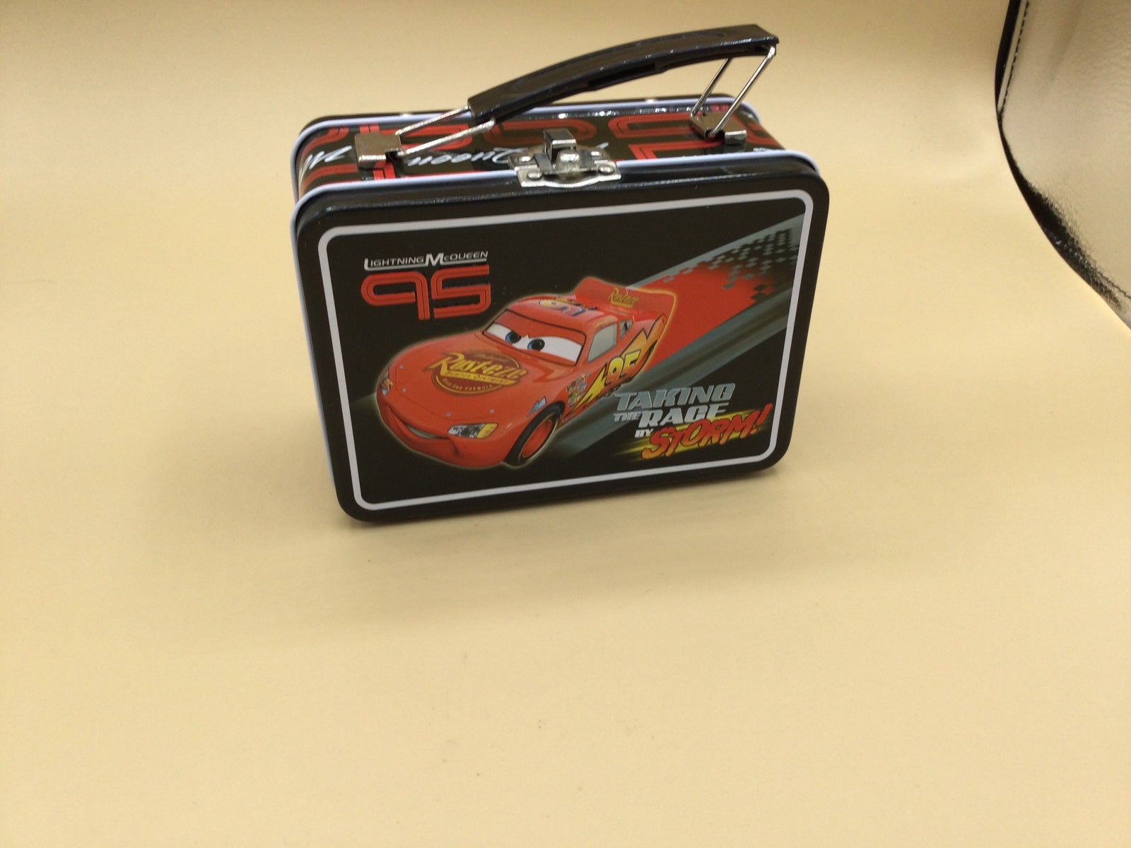 McQueen Mini lunch box (5” x 4”)