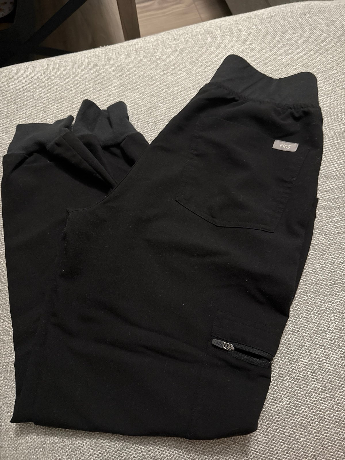 Black figs set
