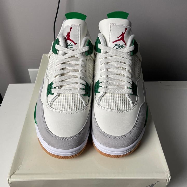 Nike Air Jordan 4 Retro SB Low Pine Green White Shoes Size 10