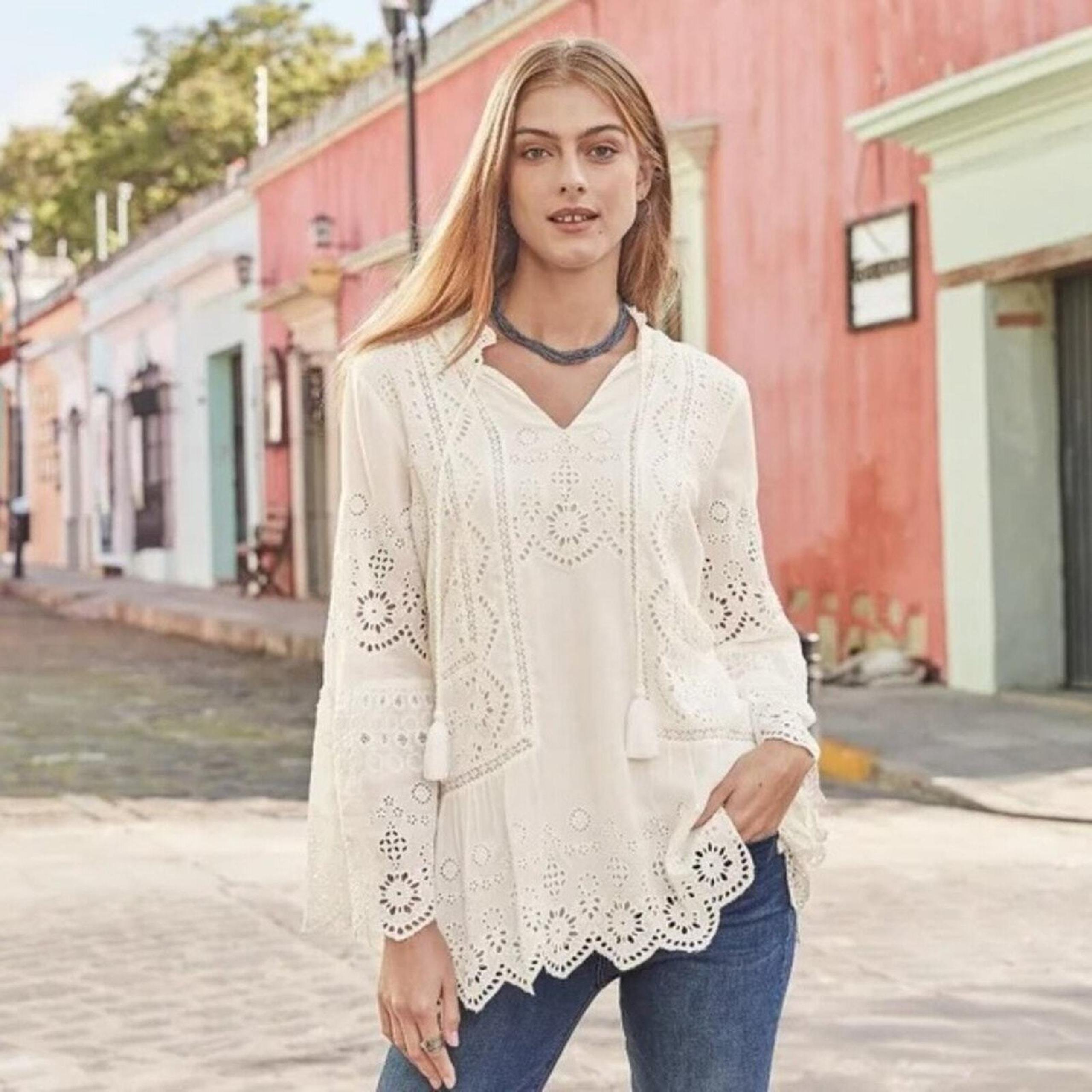 Sundance Lisette Boho Eyelet Lace Tunic Top w Tassels Sz Small Cotton Blouse