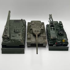 Vintage Dinky Toys Corgi Toys Solido AMX-30T Leopard AMX-30D Recovery Tank 1:50