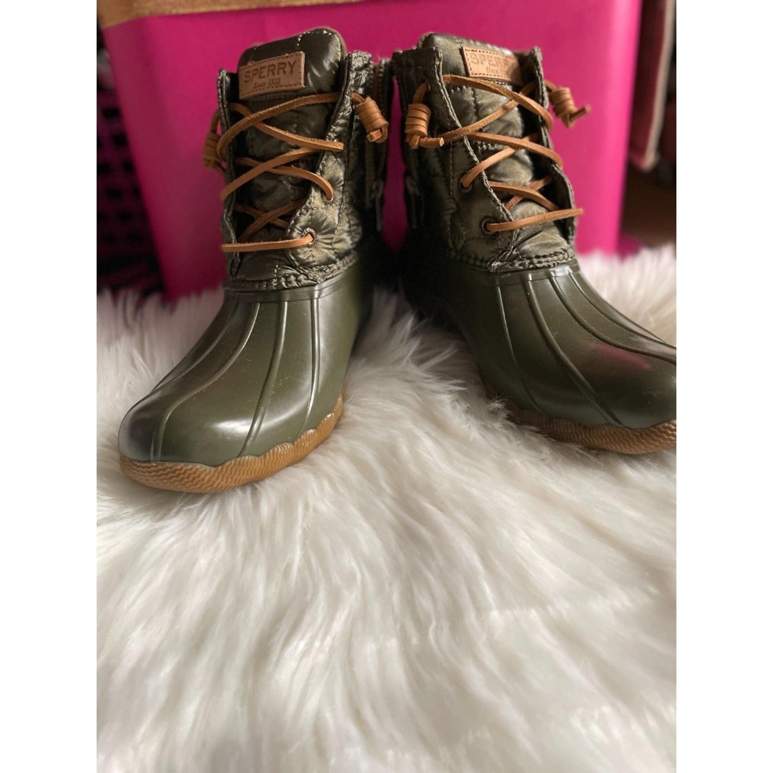 Sperry Saltwater Snow Boot Olive Women's 8.5