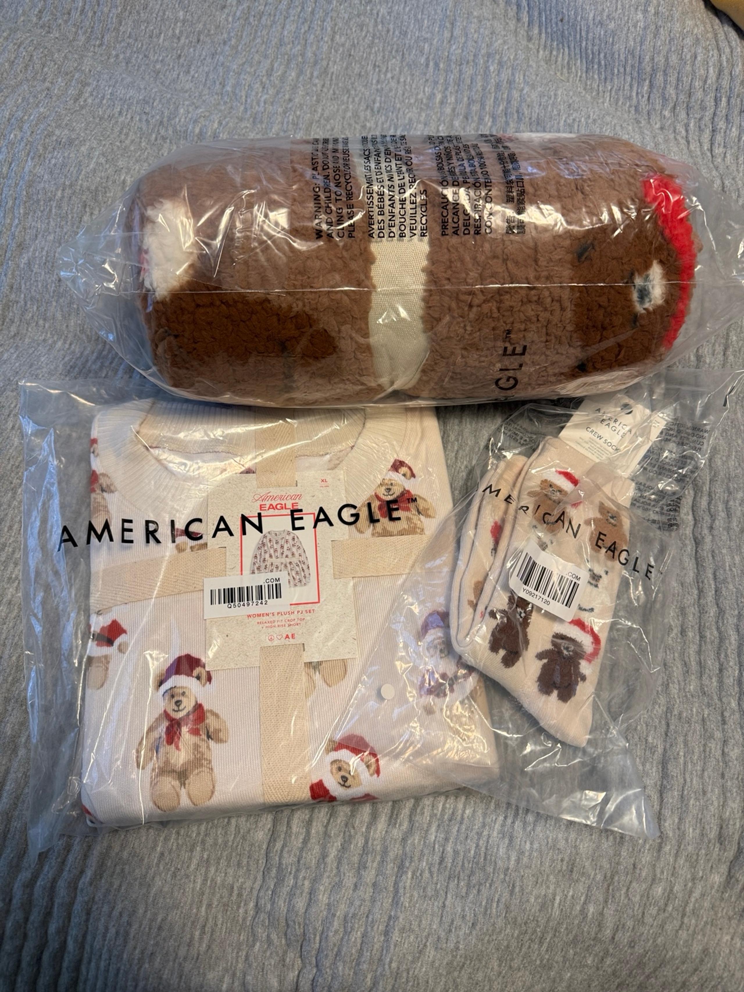 American Eagle Christmas Holiday Teddy Bear Womens PJ Set Size  XL bundle