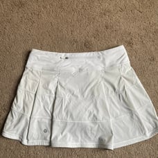 Lululemon pace rival skirt