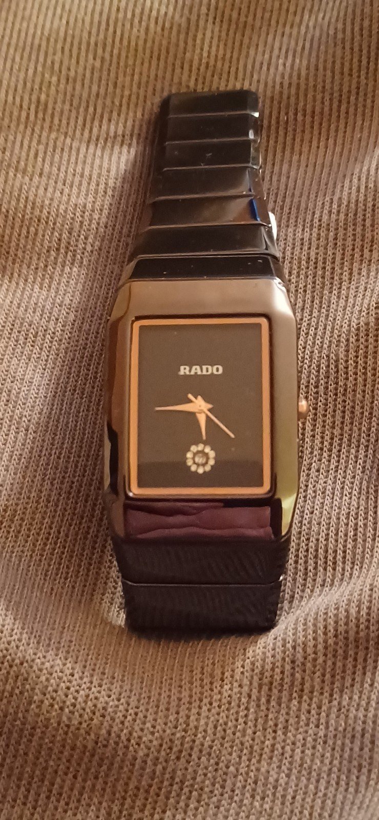 CERAMIC RADO SWISS MADE MEN'S WATCH .