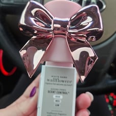 Bath and body works Pink bow wallflower