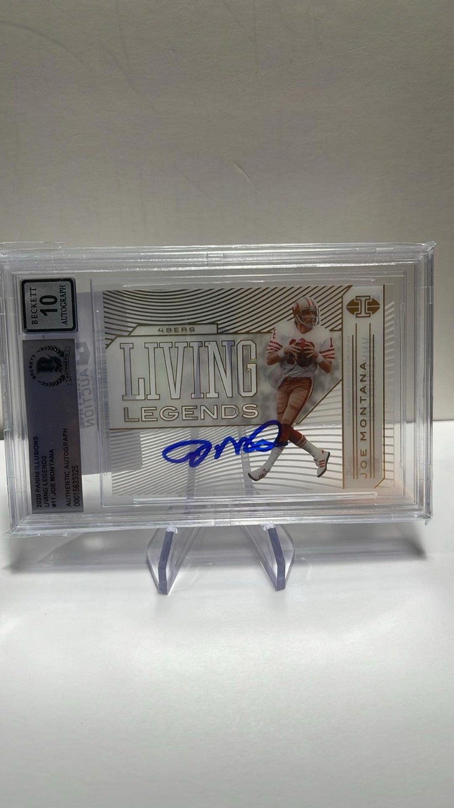 JOE MONTANA HAND SIGNED ACETATE CARD - BGS 10 AUTO GRADE - SAN FRANCISCO 49ERS