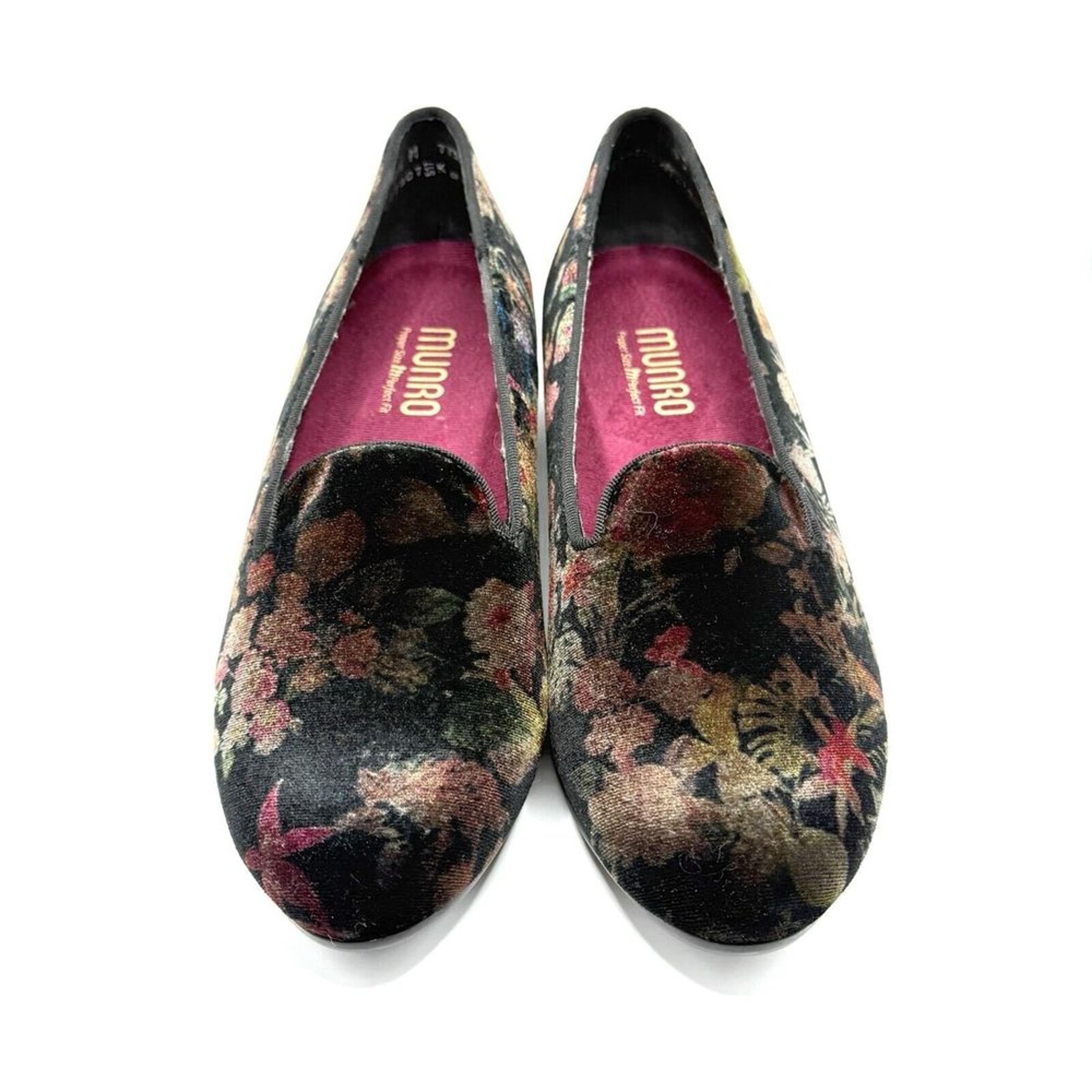 Munro Cerise Black Floral Velvet Block Heel Smoking Flats Loafers Womens Sz 7.5