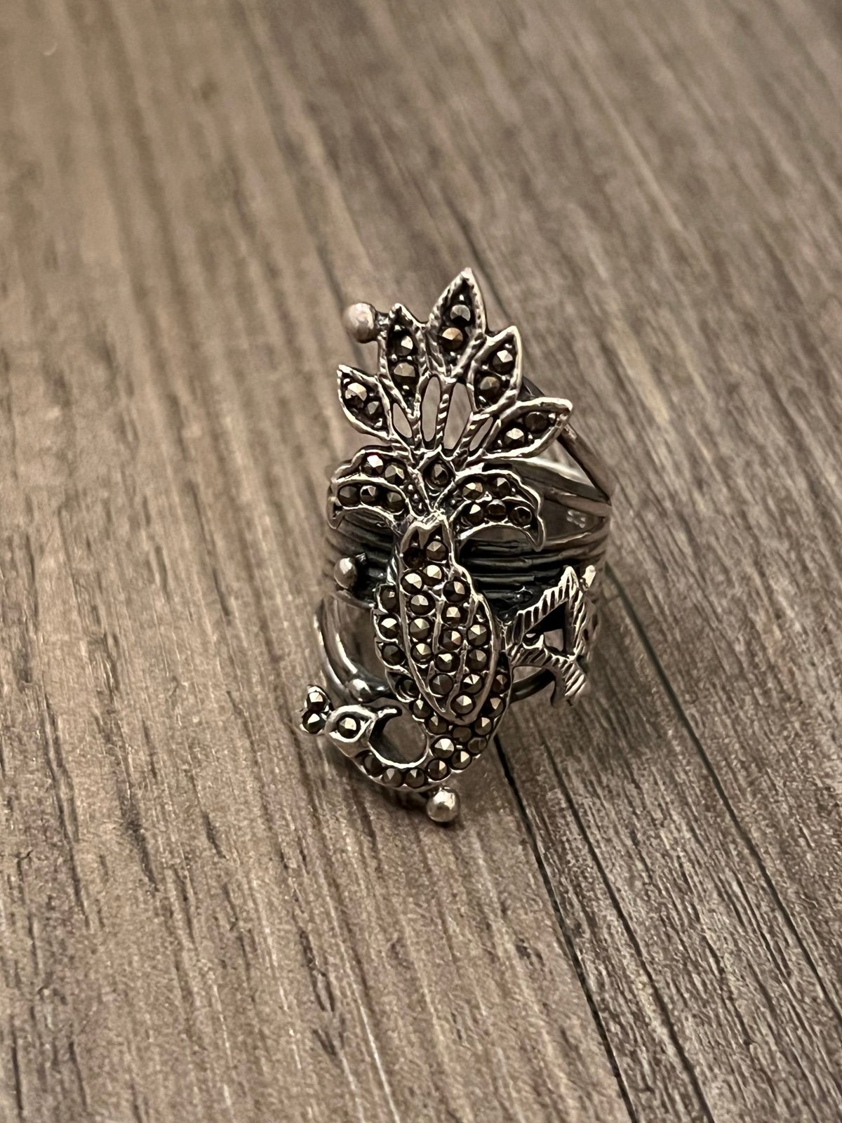 Sterling Silver ring .925. Size 7.5.