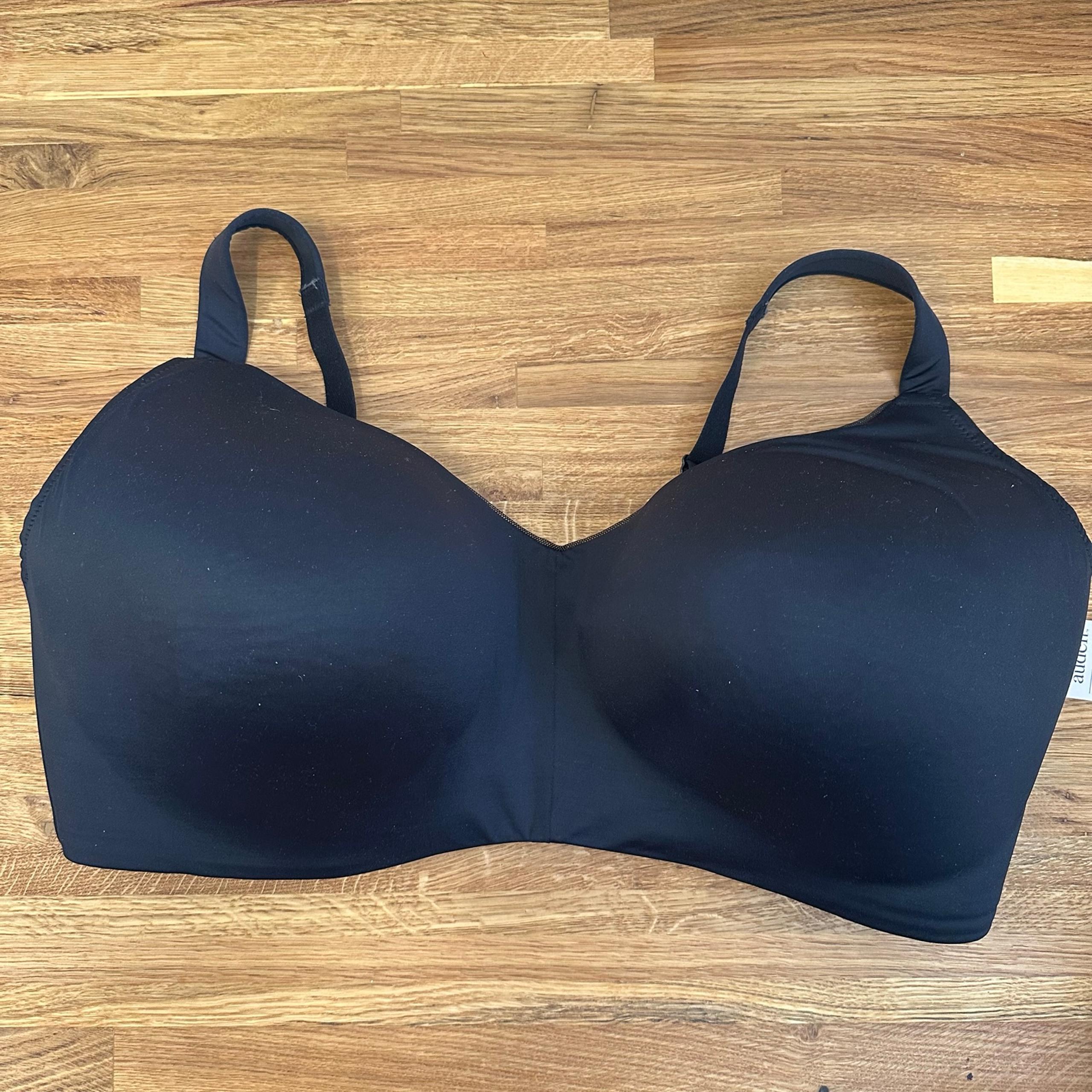 Auden Women's 46DDD Smooth Lightly Lined Wireless Bra Black