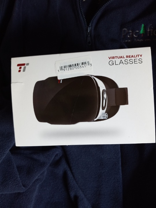 TaoTronics Virtual Reality Glasses DUO( 2 of them)