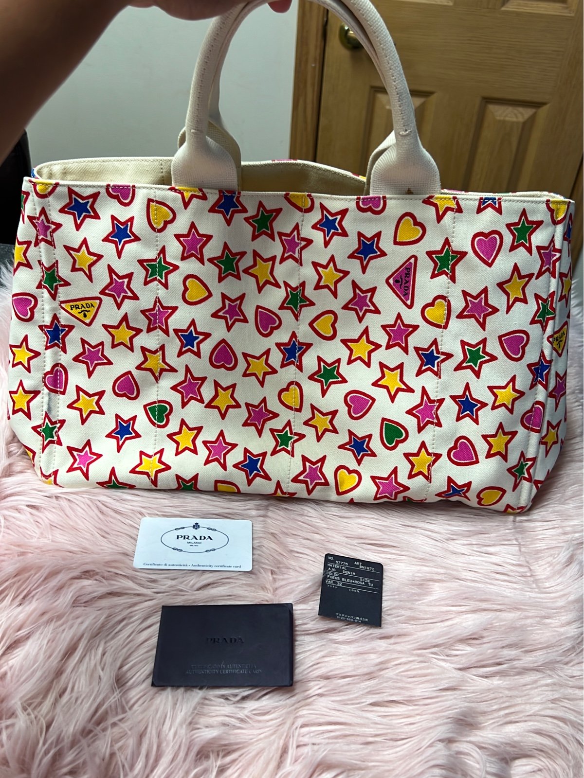 Prada Canapa