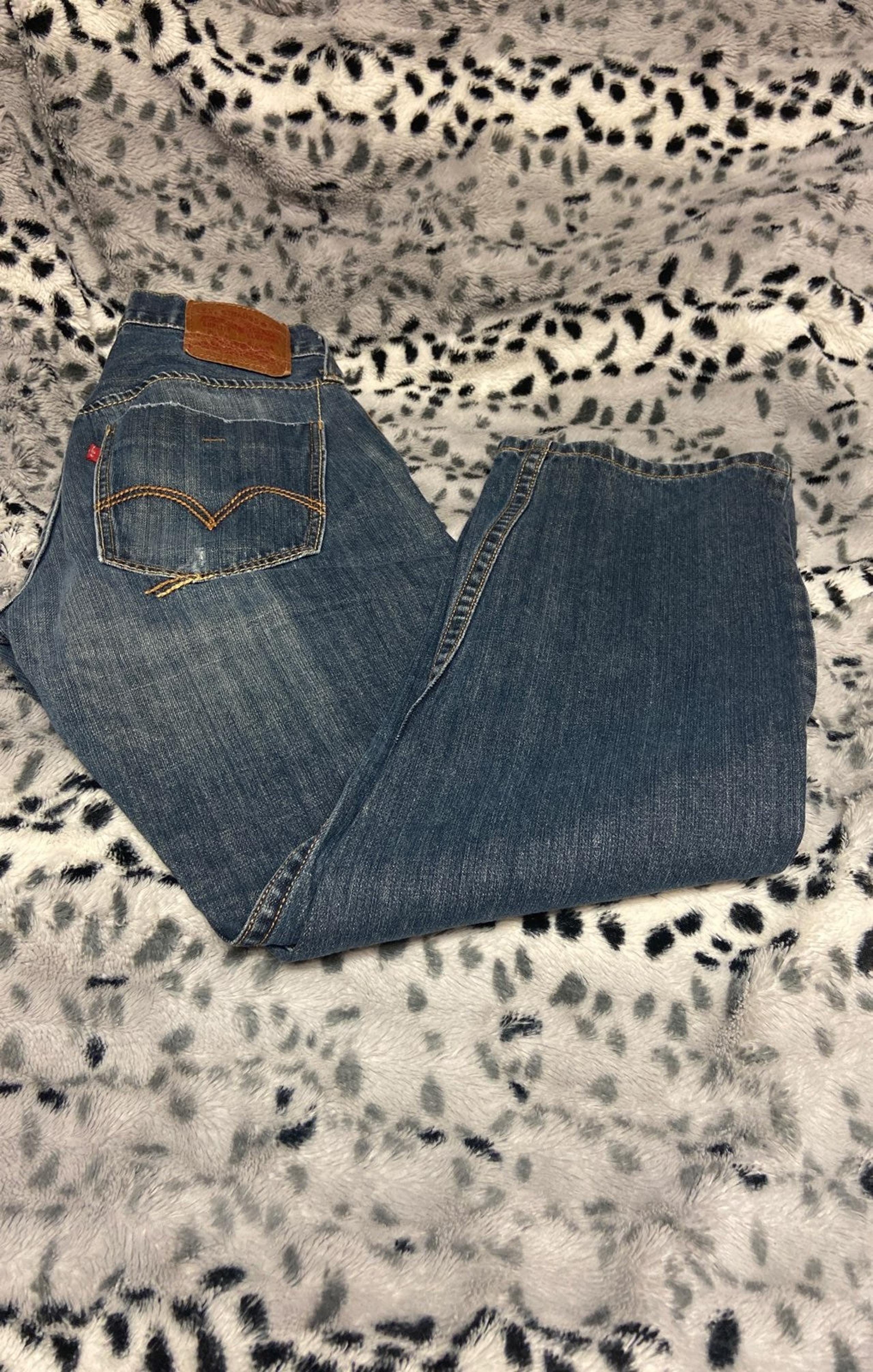 Men's Levi's Slim Straight Jeans size 32