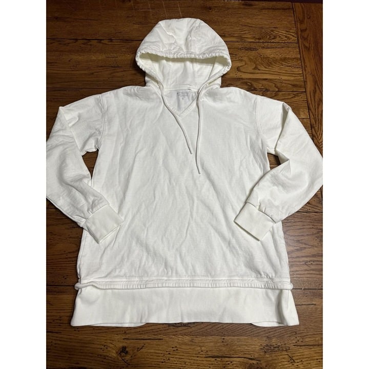 Athleta C43 White Crew Neck Long Sleeve Pullover Sweatshirt Womens Sz XS.
