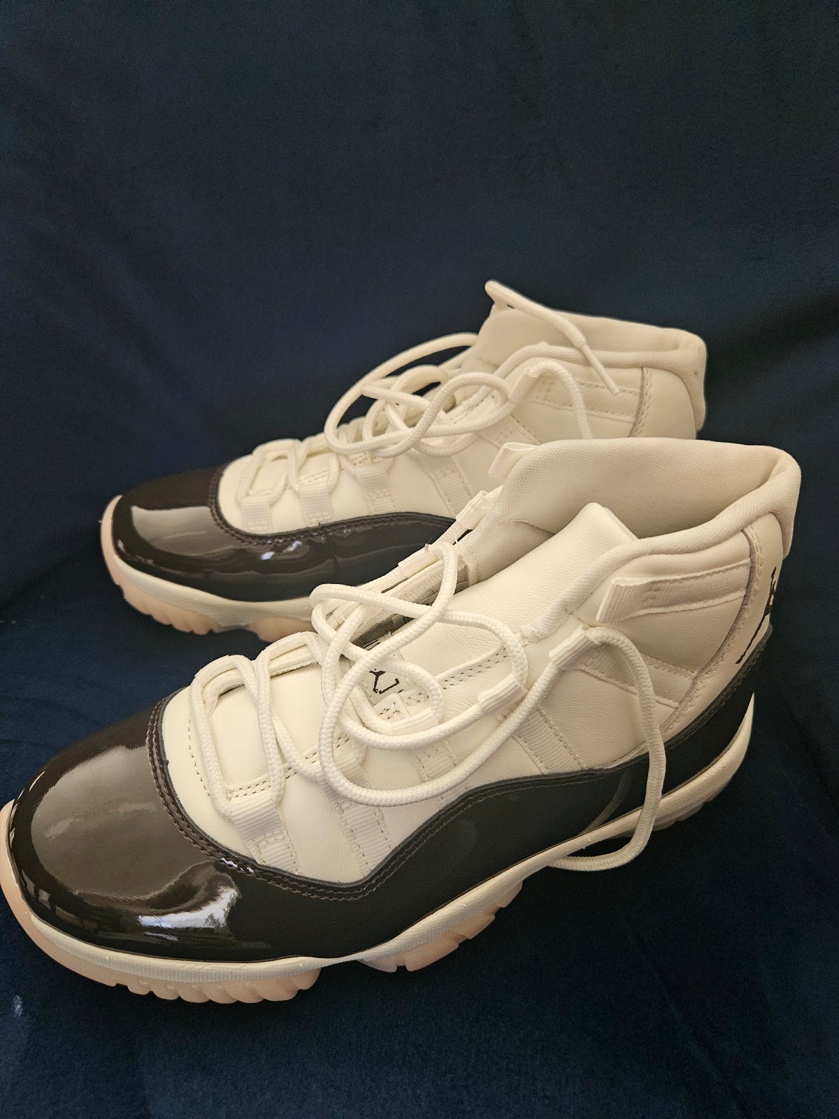 JORDAN 11 RETRO NEAPOLITONSZ 6.5