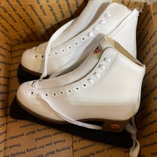womens ice skates