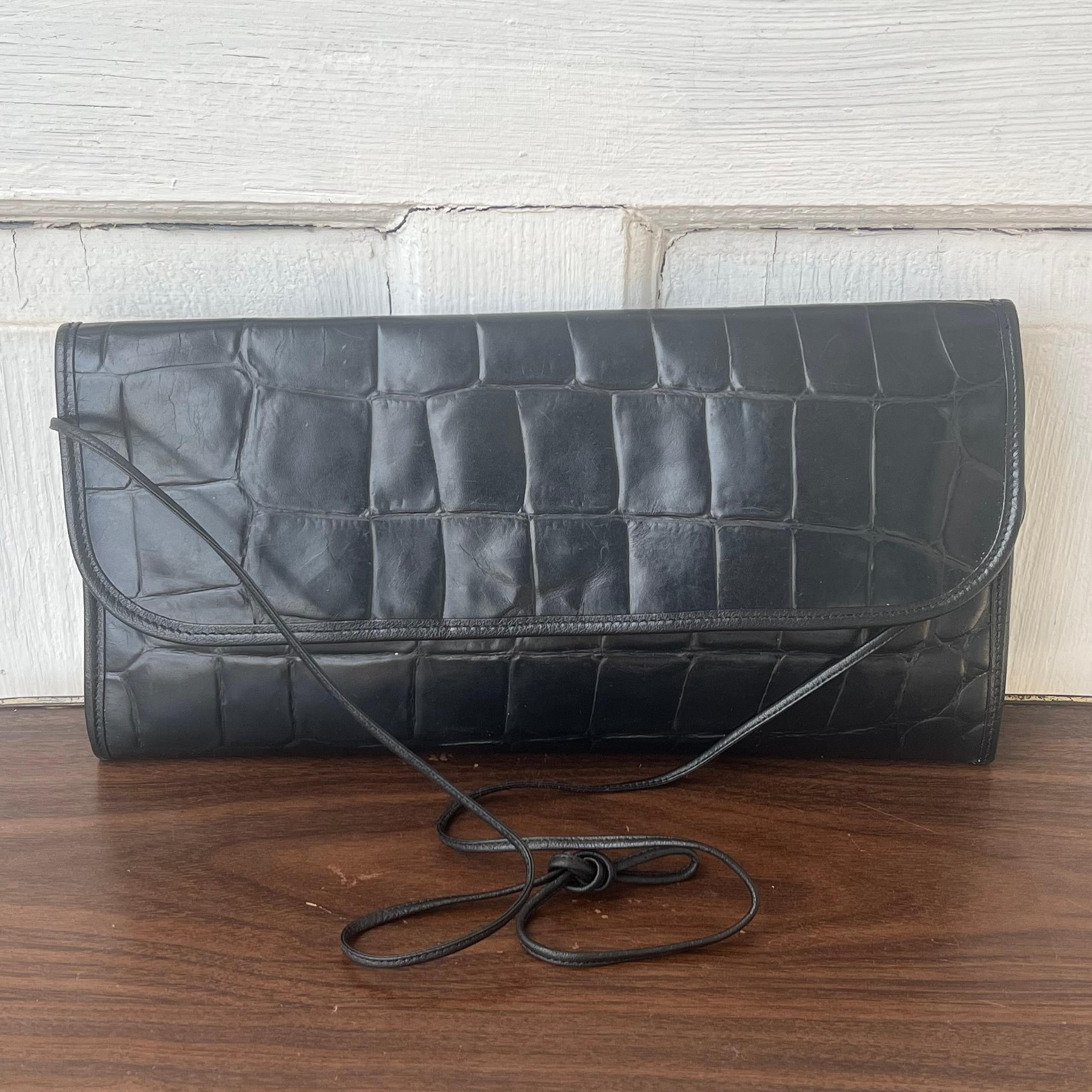 Carlos Falchi Leather Embossed Alligator Snap Flap Front Clutch Handbag Black