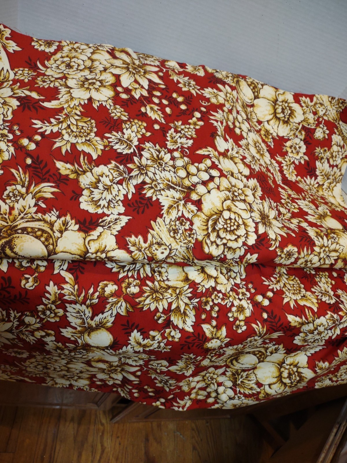 Waverly Fabric 3 yards 54 wide.