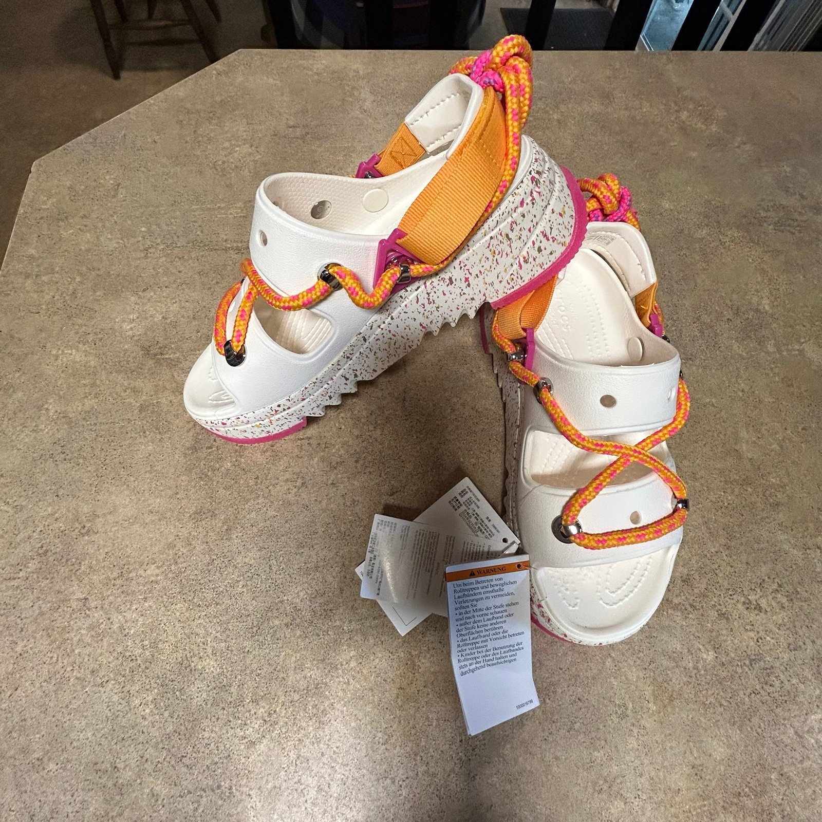 New Rare Crocs Hiker Xscape Festival Platform Sandals White Pink Women's 6