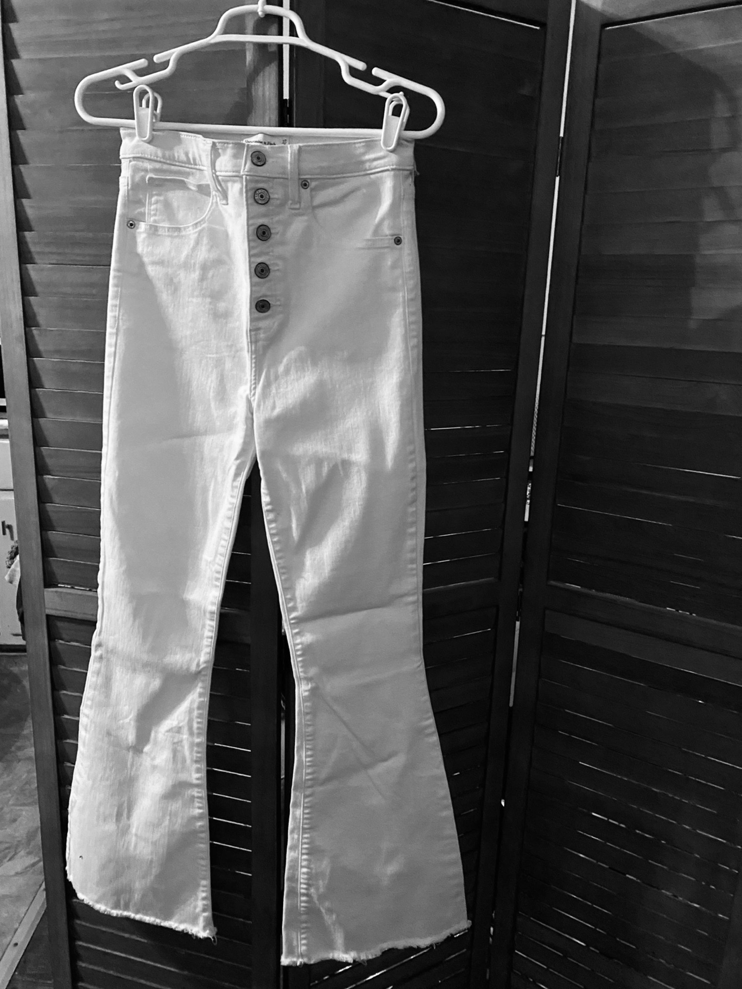 Abercrombie and Fitch button fly flared jeans. Size 27/4