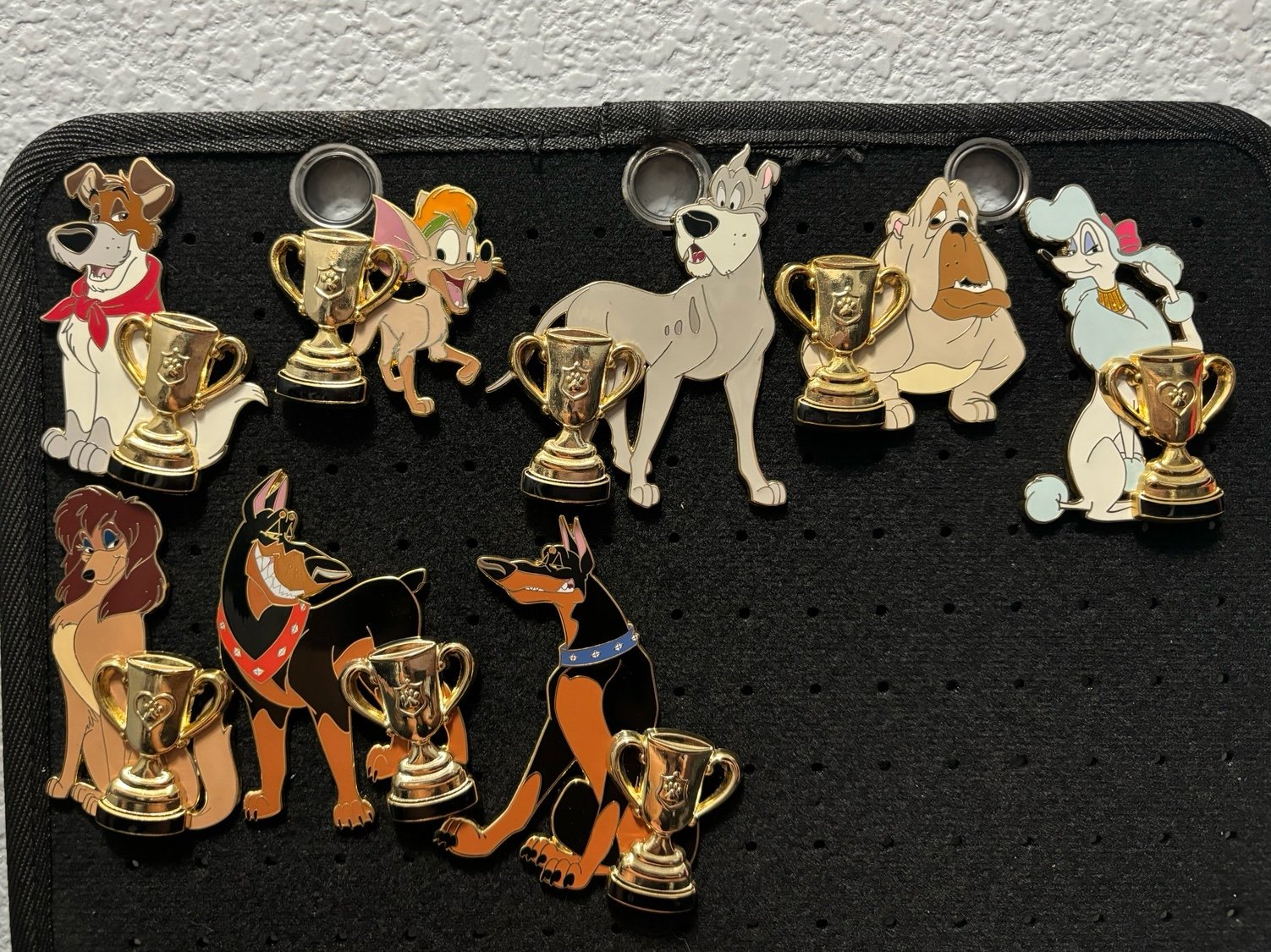Oliver and company best in show set