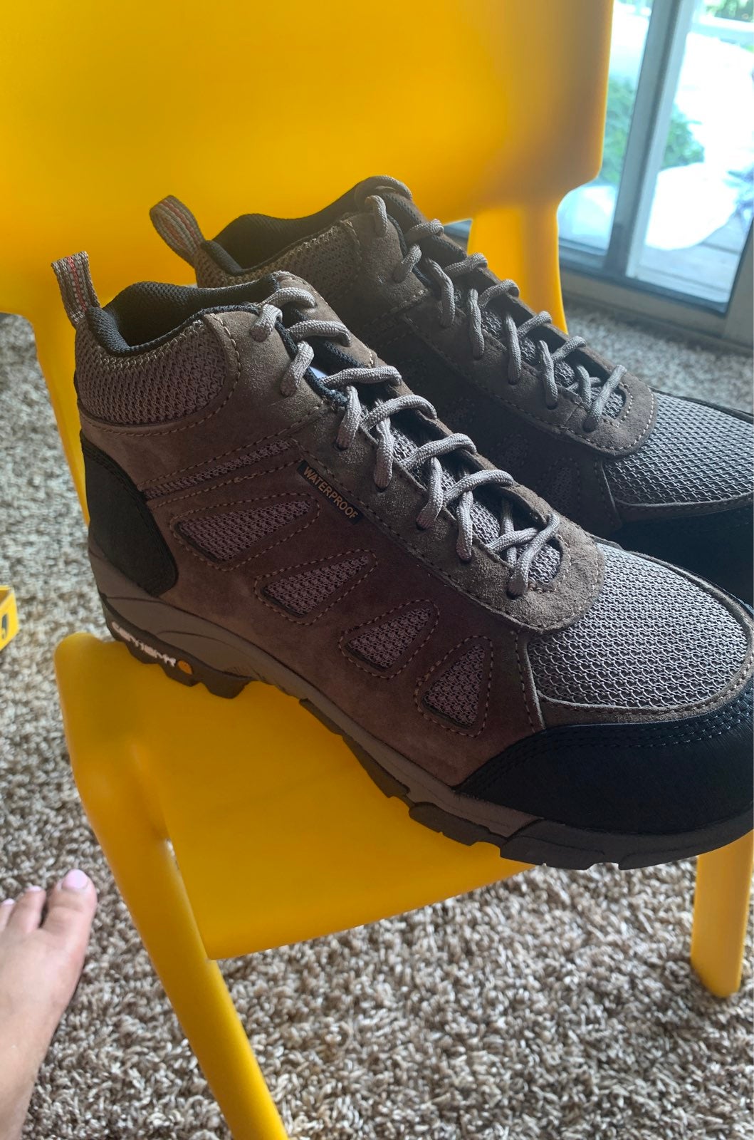 Carhartt safety toe shoes