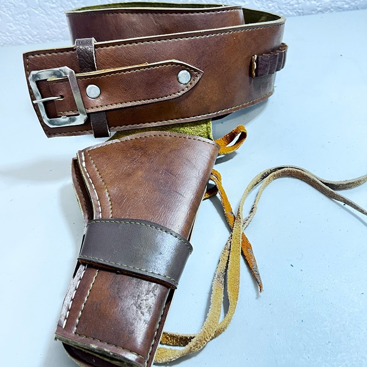 Vintage Leather Western Gun Belt & Holster With Ammo Loops Brown Handmade in Mx