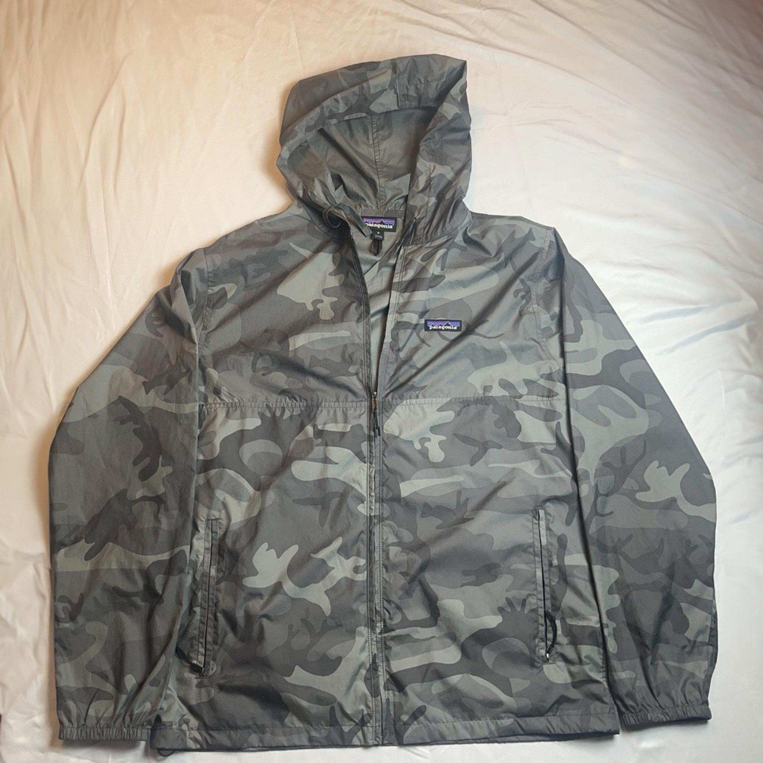 Patagonia Jacket  Sz M Men Camo Light Variable Rain Coat Windbreaker Military