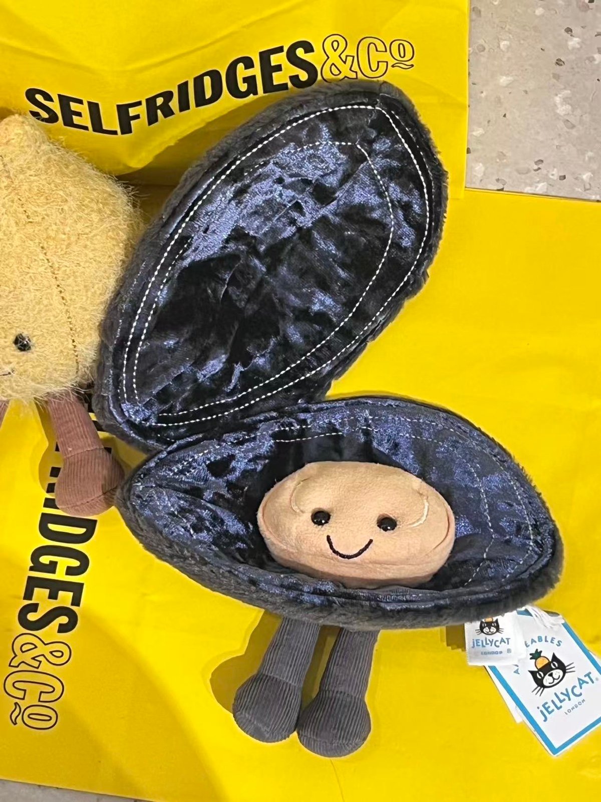 Jellycat London Exclusive Michelle Mussels