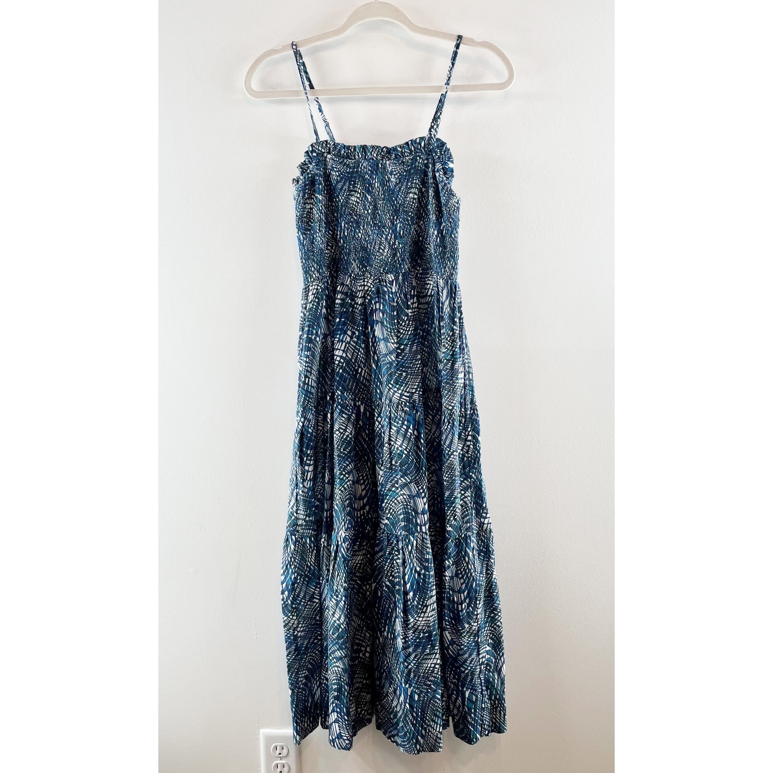 Change of Scenery Kristin Smocked Midi Dress Blue Small