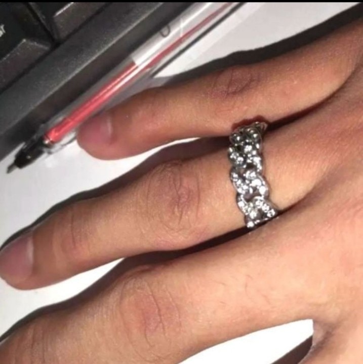 Mens cubic zirconia chain ring sz 7