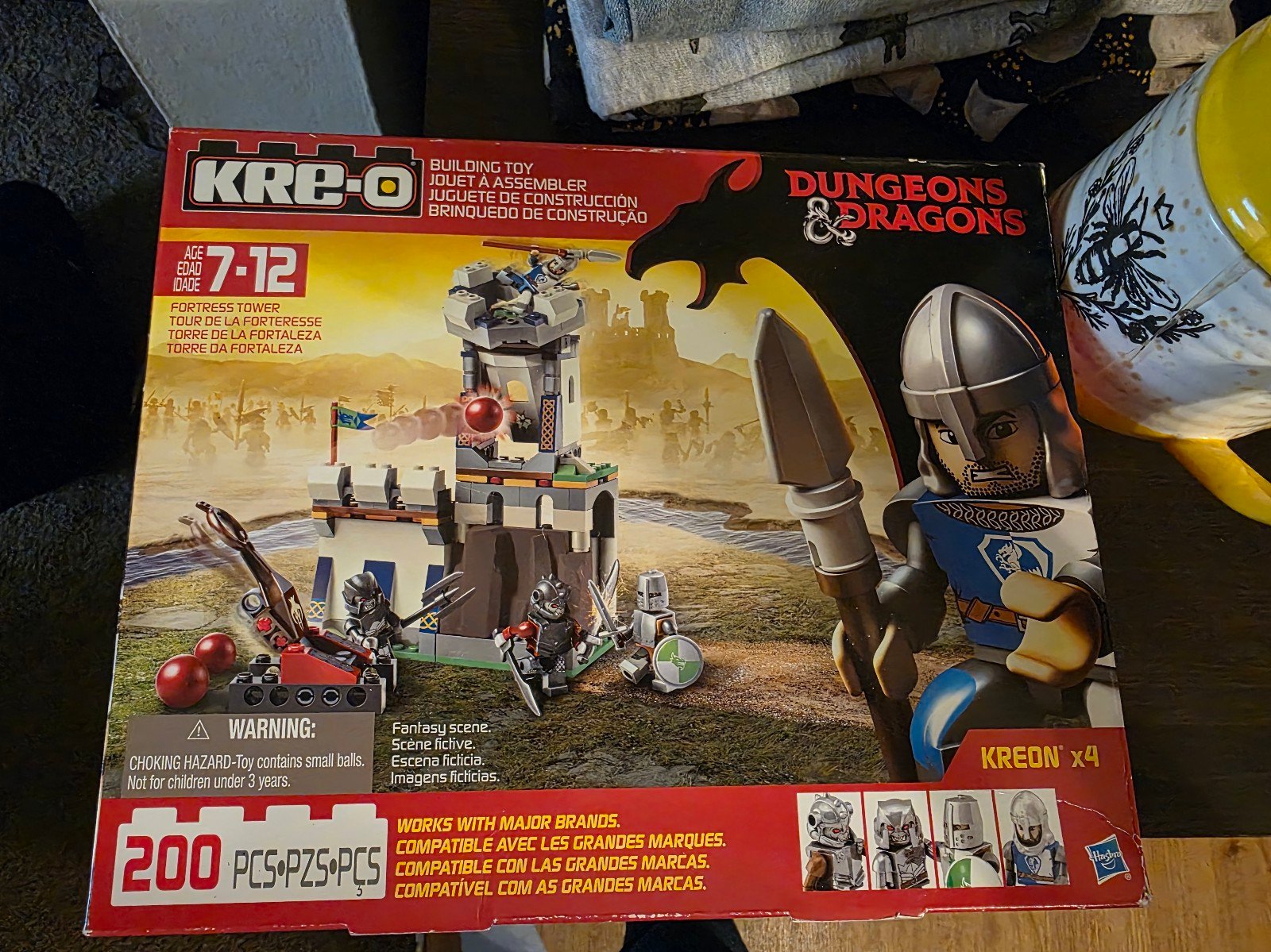 KRE-O Dungeons and Dragons Fortress Tower 200 Pieces Brand New Open Box